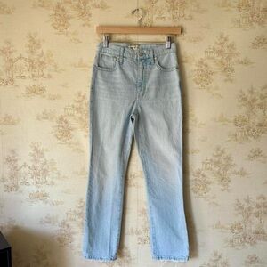 Madewell Slim Demi-Boot jeans in light wash denim size 26